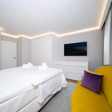 Loft4you - Hideaway - By Favorite *